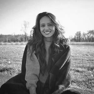 Meet your Posher, Jessica